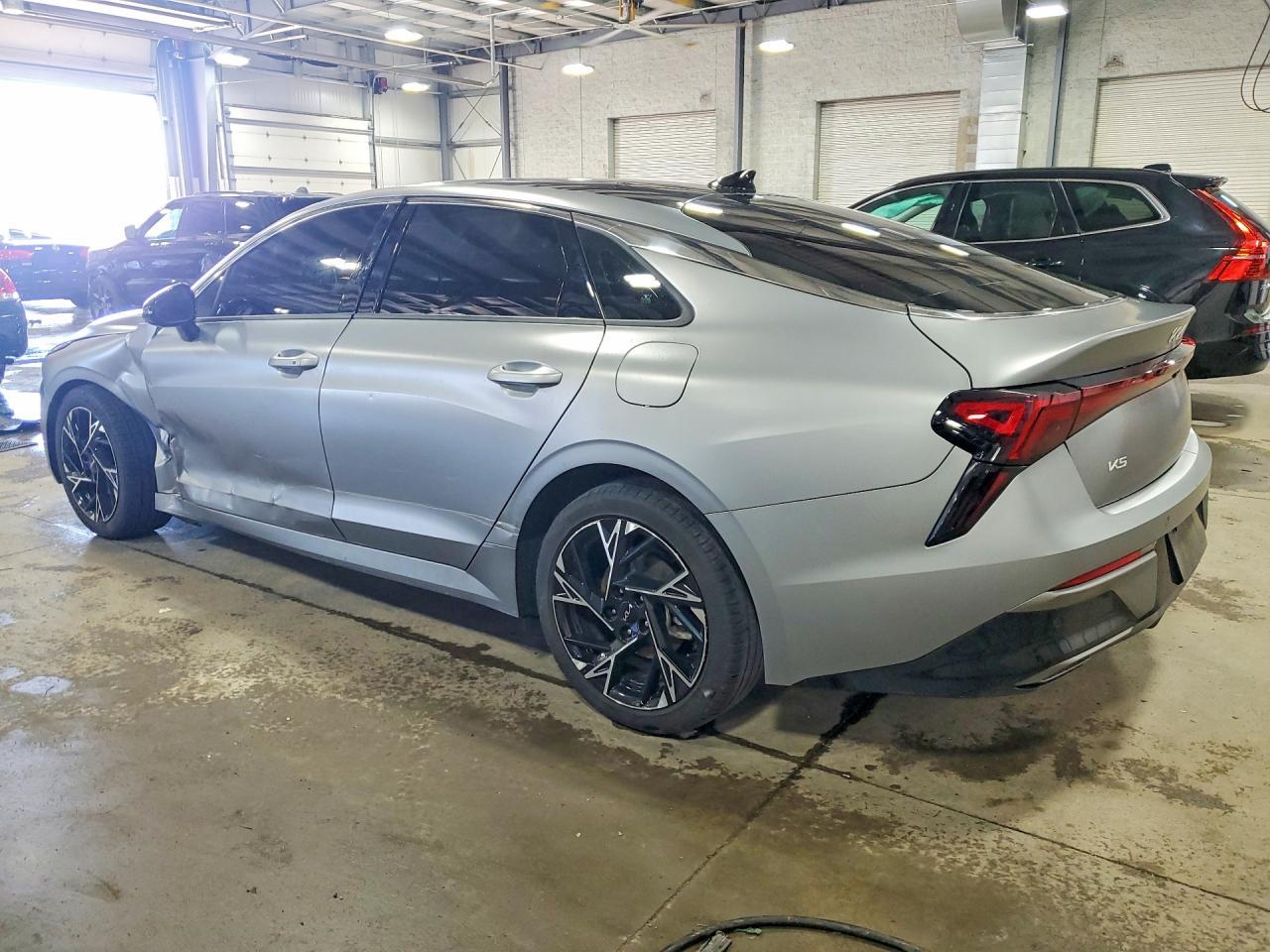 2025 Kia K5 Gt Line - Фото 2