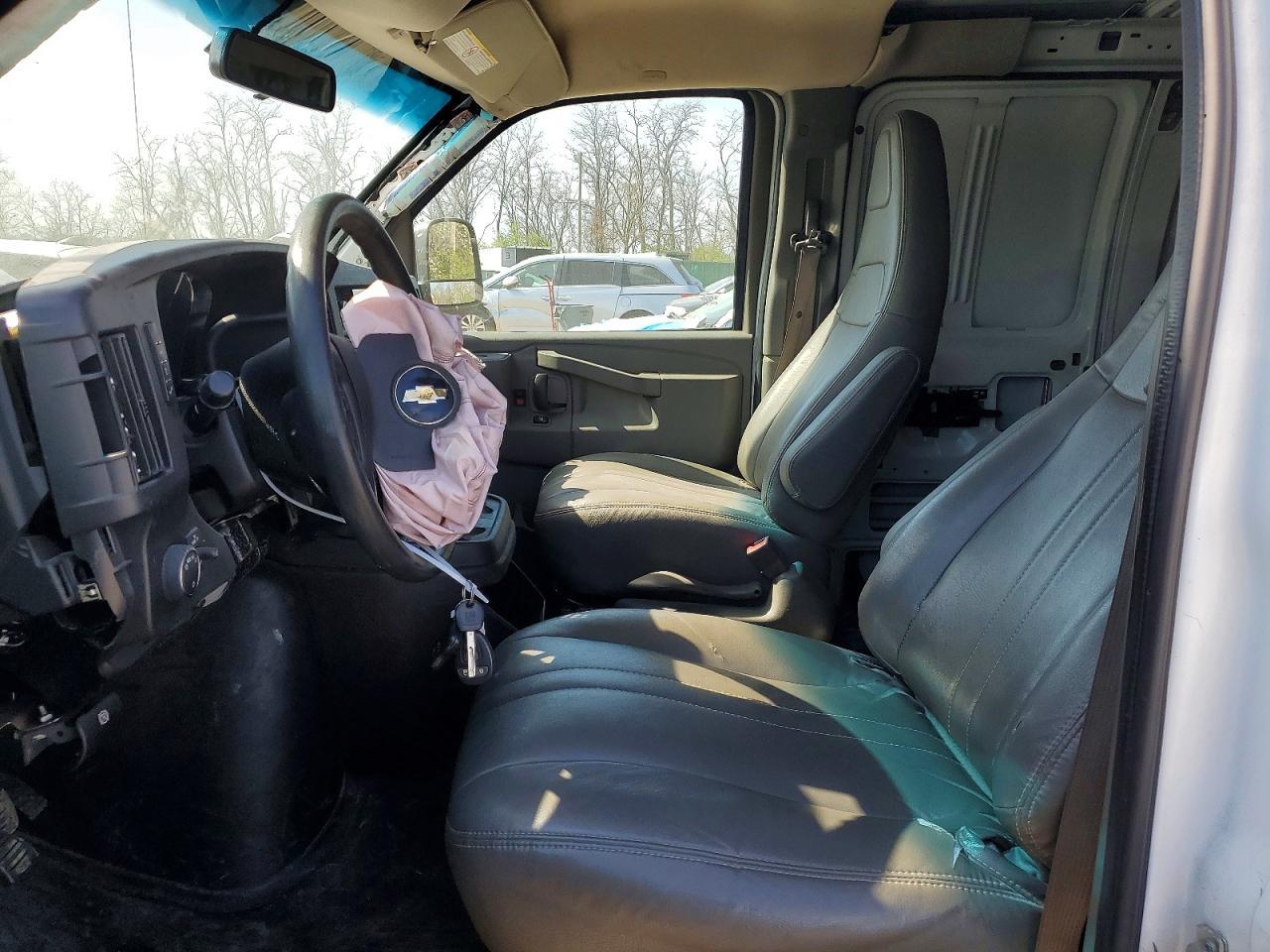 2020 Chevrolet Express 2500 Cargo Delivery Van - Фото 7