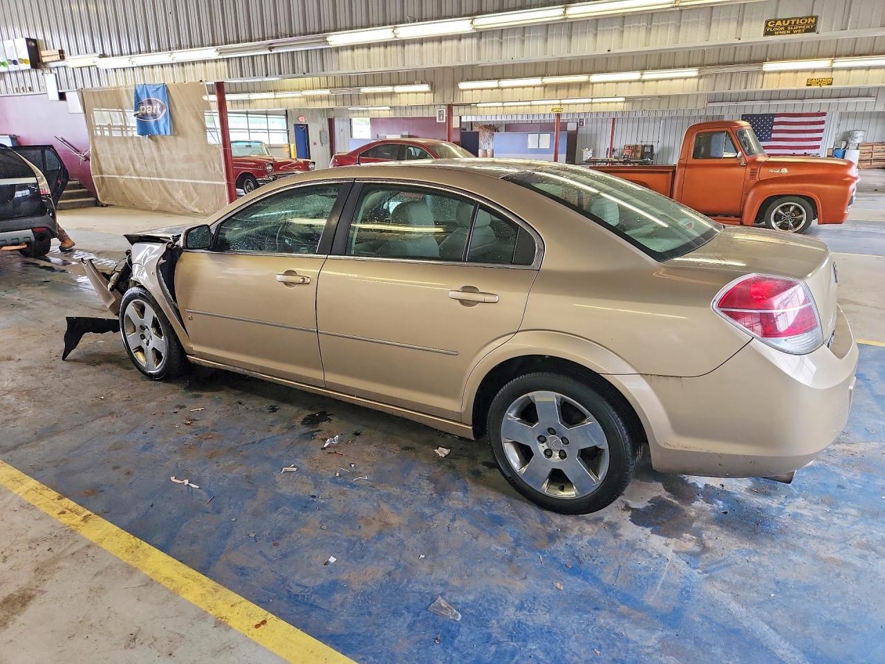 2007 Saturn Aura Xe - Image 2