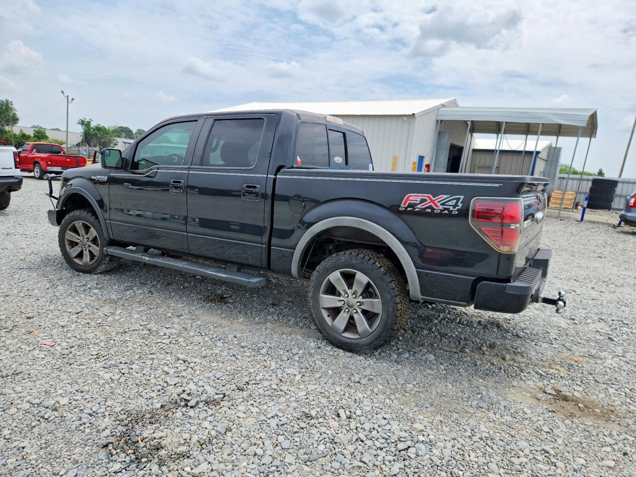 2013 Ford F150 Supercrew - Фото 2