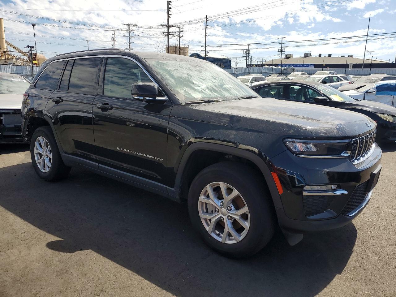 2023 Jeep Grand Cherokee Limited - Image 4