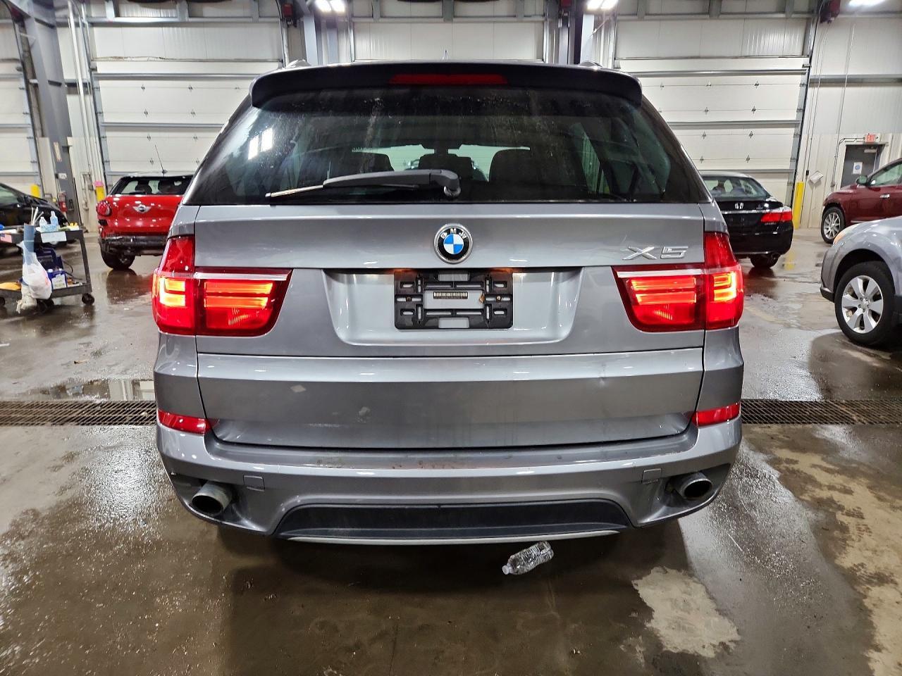 2011 BMW X5 xDrive35I - Фото 6