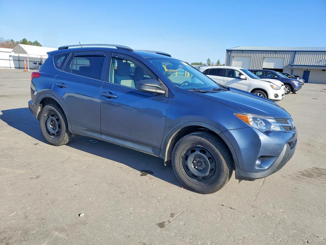 2013 Toyota Rav4 Le - Image 4