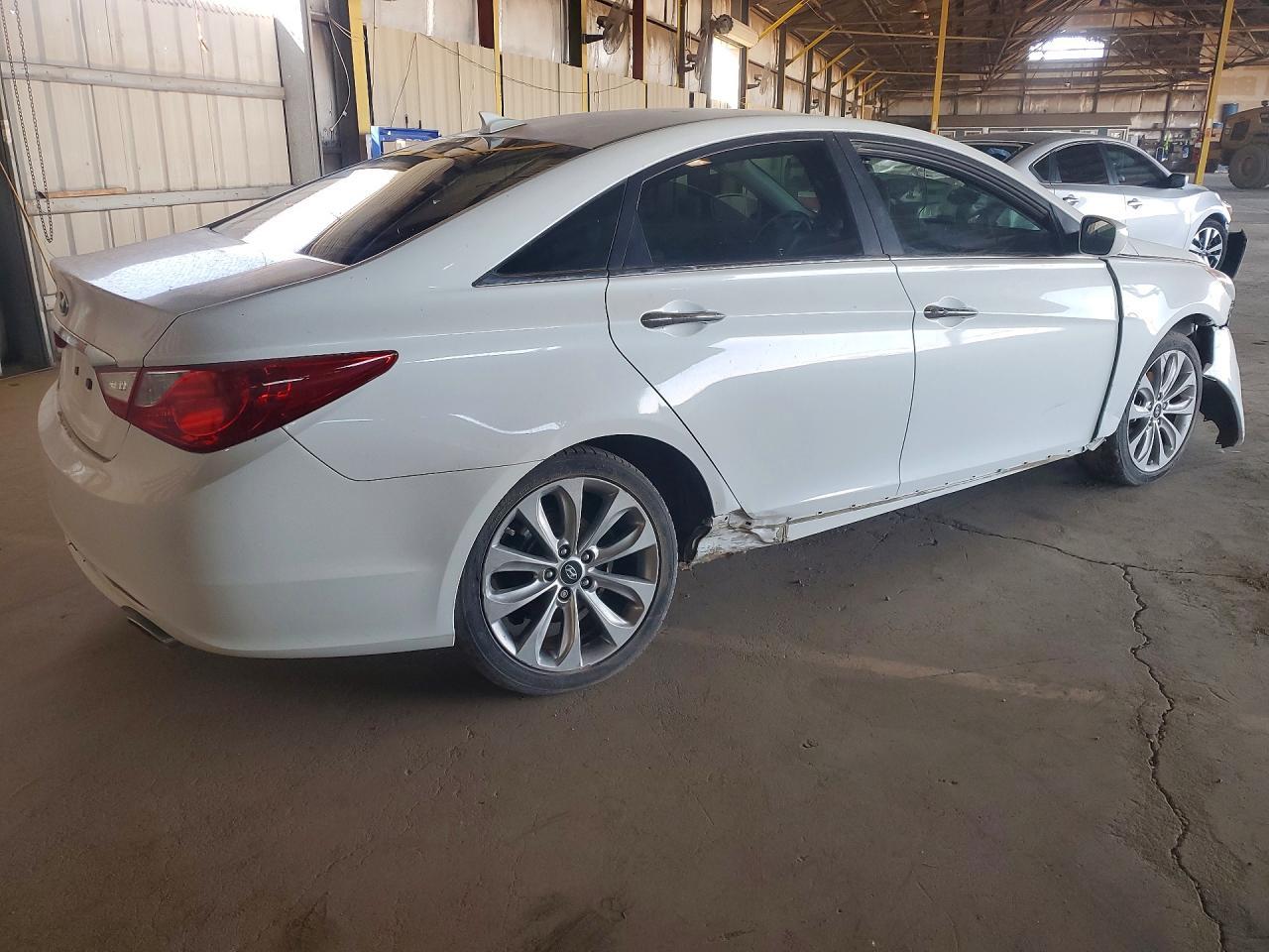 2012 Hyundai Sonata Se - Image 3