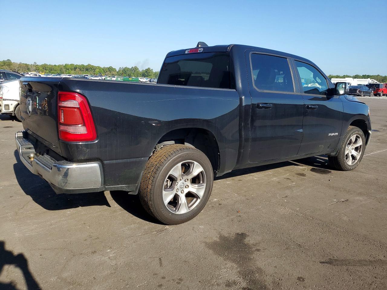 2024 Ram 1500 Laramie - Фото 3