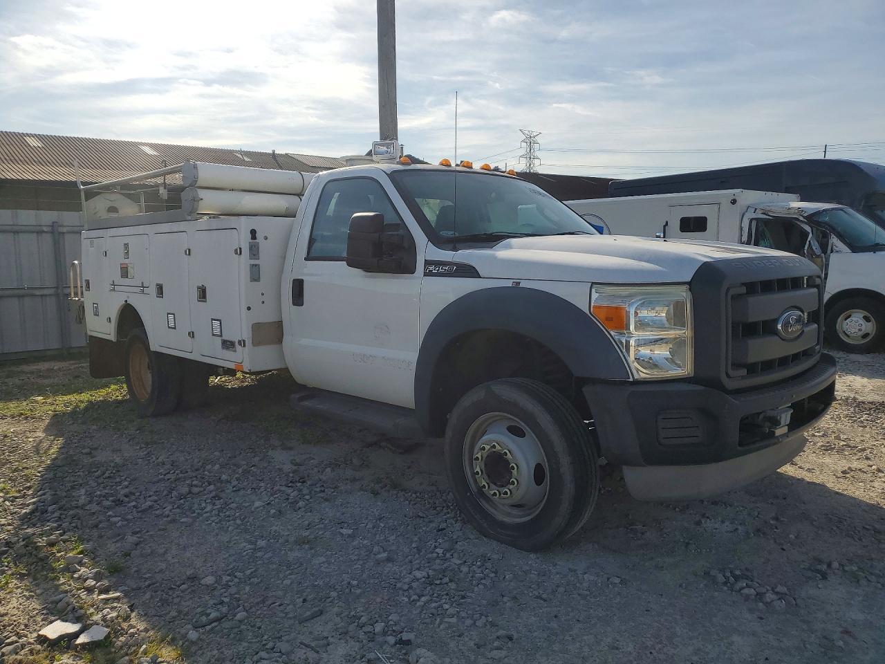 2013 Ford F450 Super Duty - Image 4