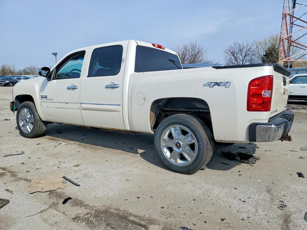 2012 Chevrolet Silverado K1500 Lt - Image 2