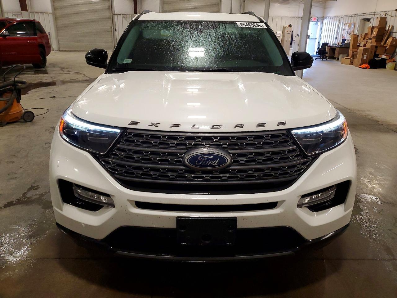 2023 Ford Explorer Xlt - Фото 5