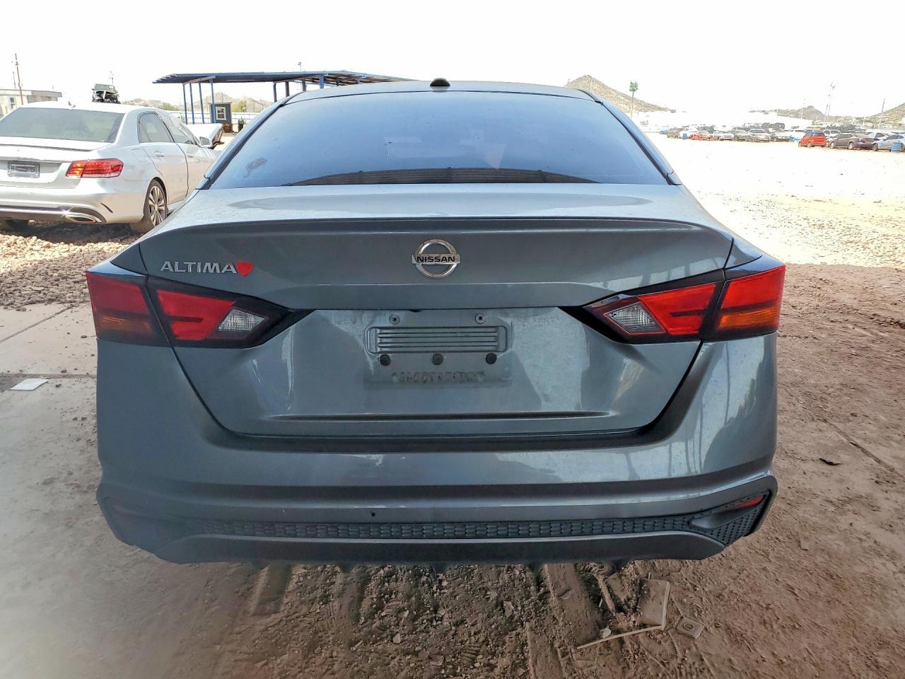 2019 Nissan Altima S - Image 6