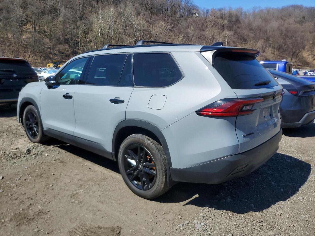 2025 Toyota Grand Highlander Hybrid Nightshade - Фото 2