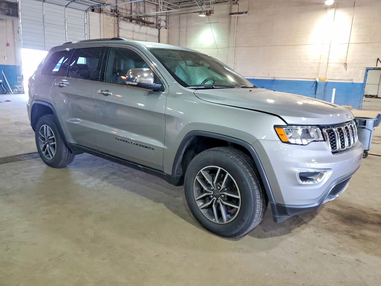 2019 Jeep Grand Cherokee Limited - Image 4