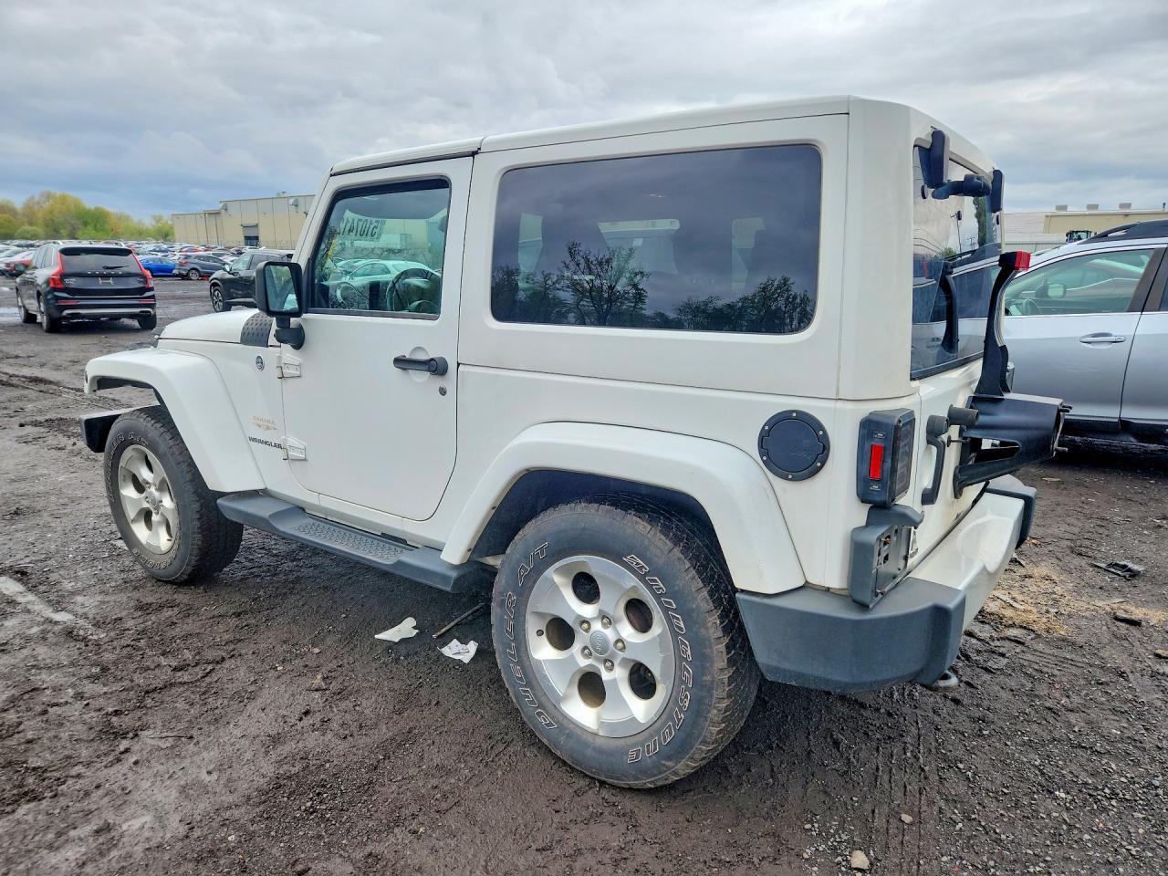 2013 Jeep Wrangler Sahara - Фото 2