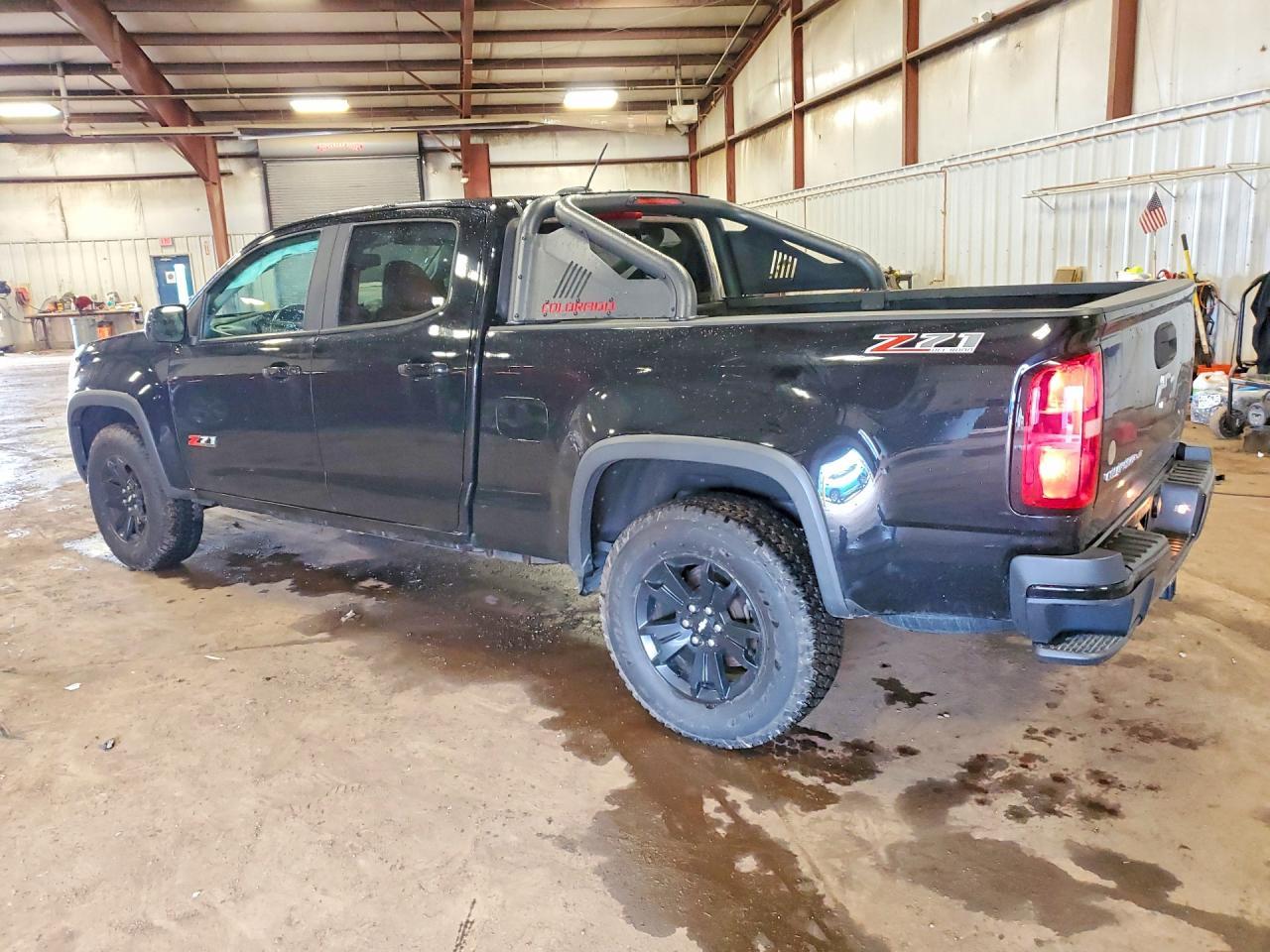 2017 Chevrolet Colorado Z71 - Image 2