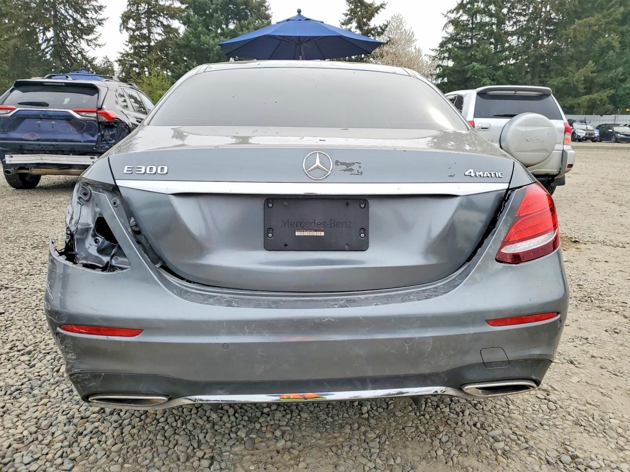 2018 Mercedes-Benz E 300 4Matic - Фото 6