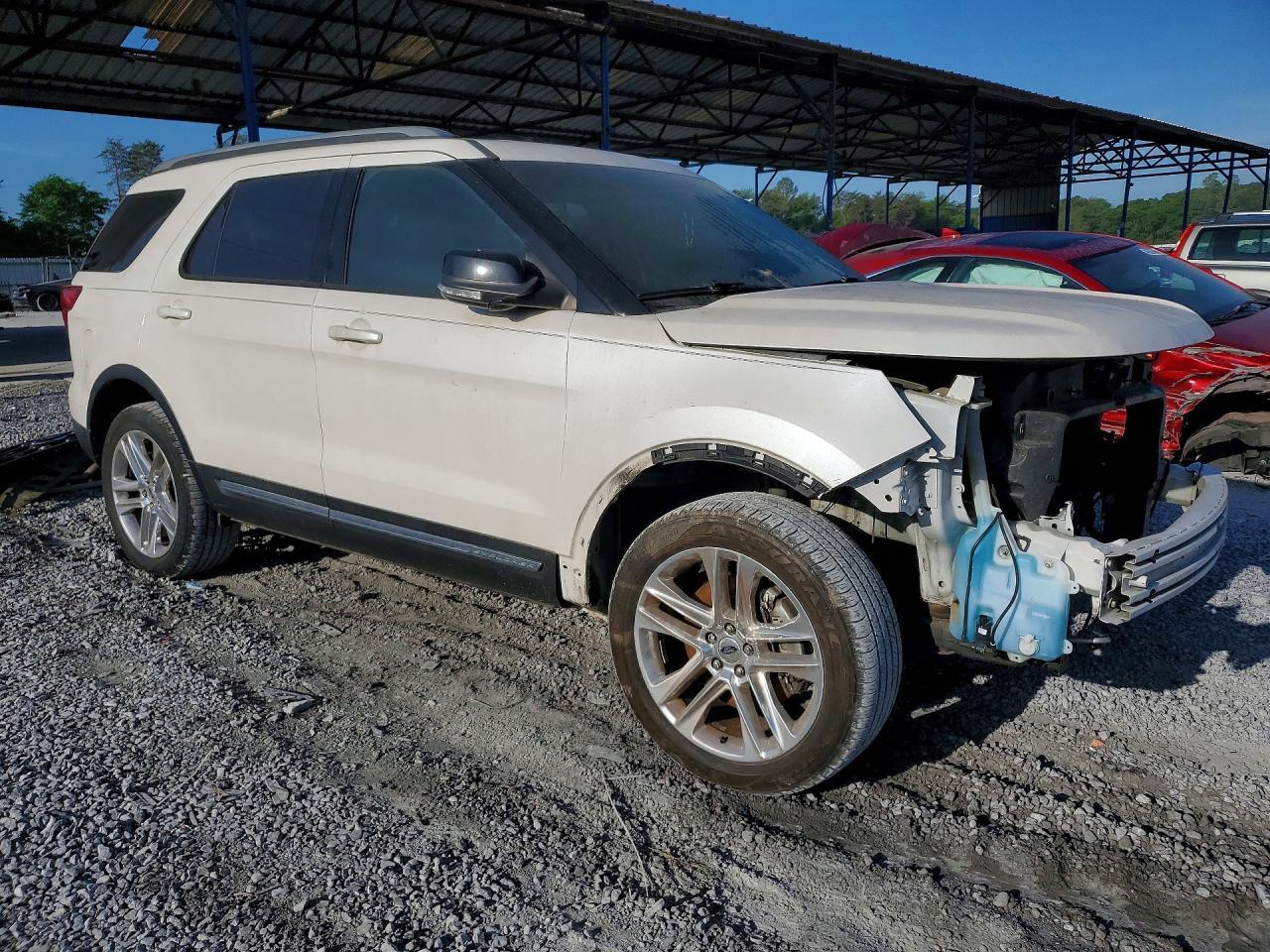 2017 Ford Explorer Xlt - Фото 4