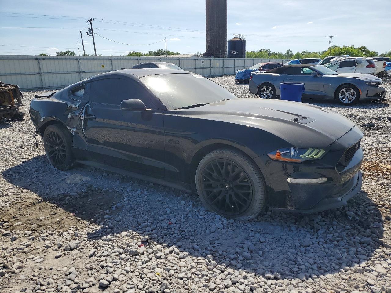 2020 Ford Mustang Gt - Фото 4