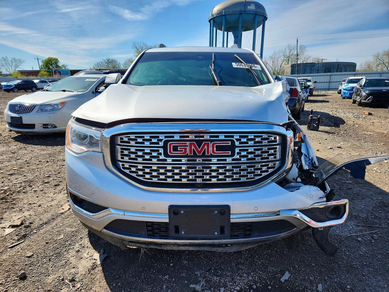 2018 GMC Acadia Denali - Image 5