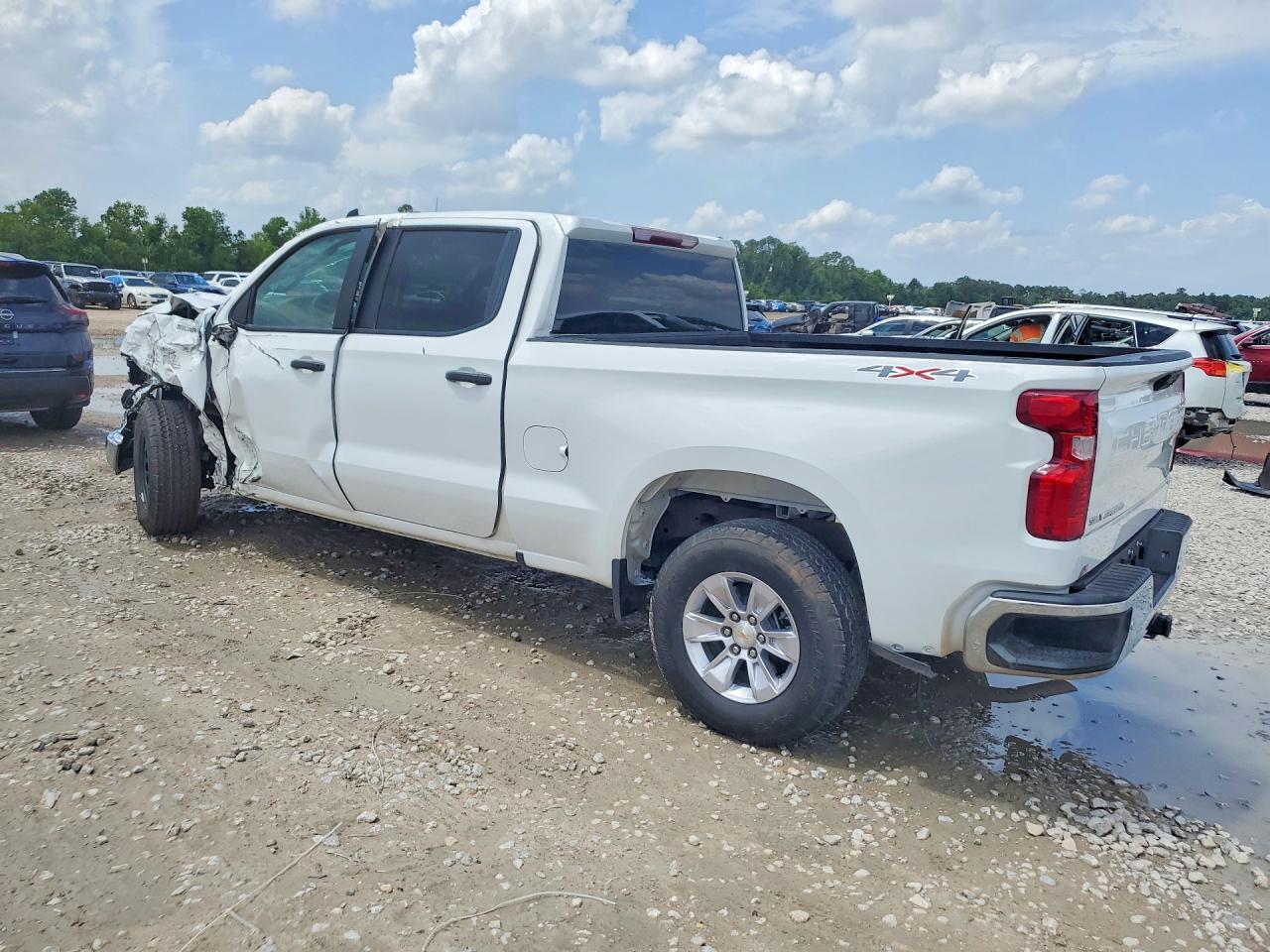 2025 Chevrolet Silverado K1500 - Фото 2