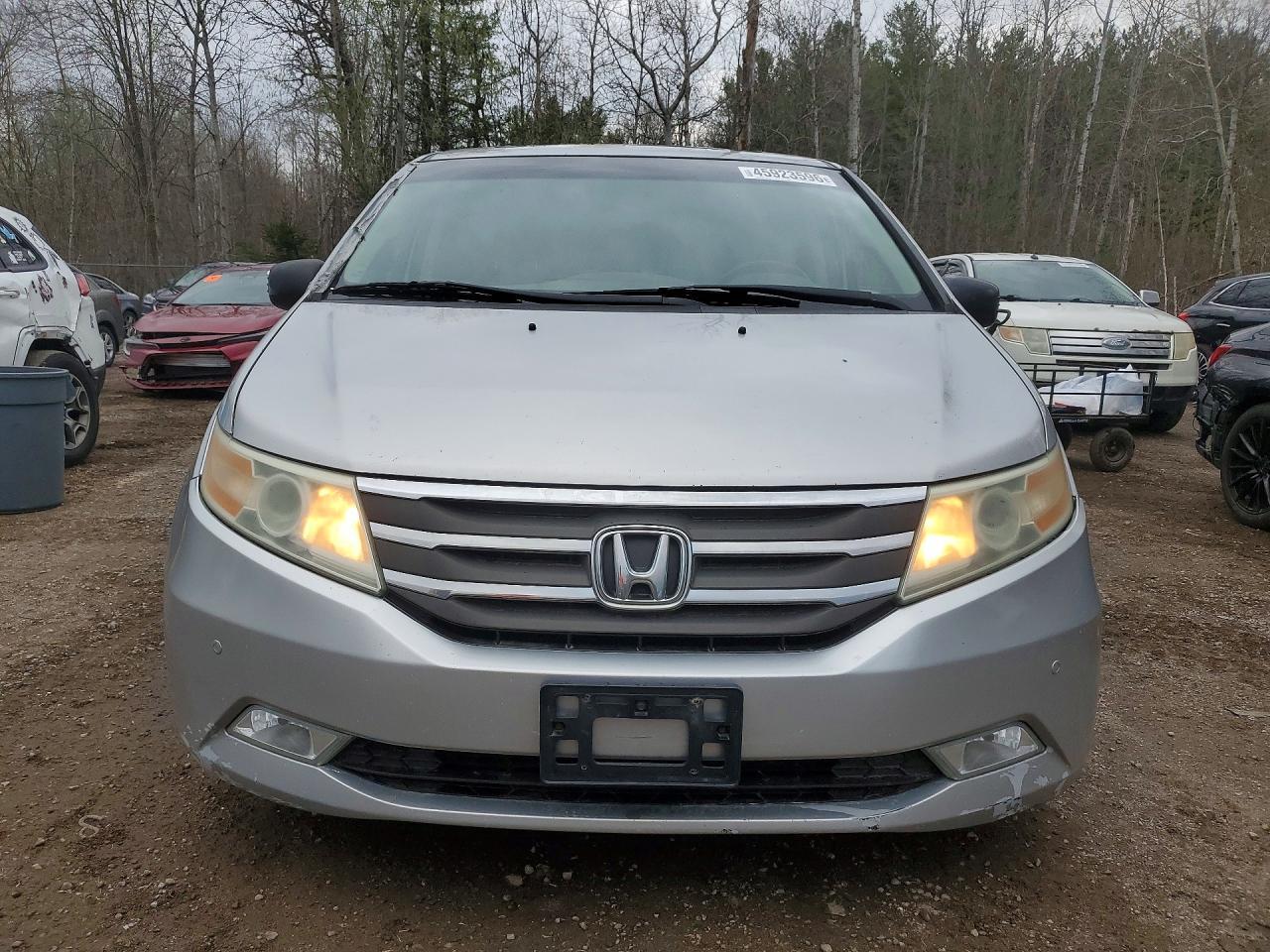 2011 Honda Odyssey Touring - Фото 5