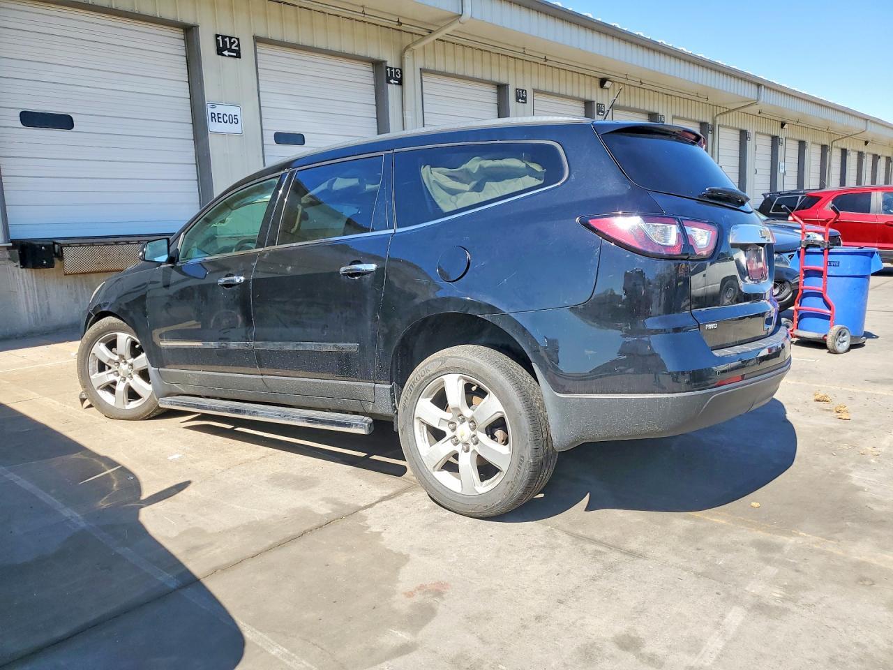 2016 Chevrolet Traverse Lt - Фото 2
