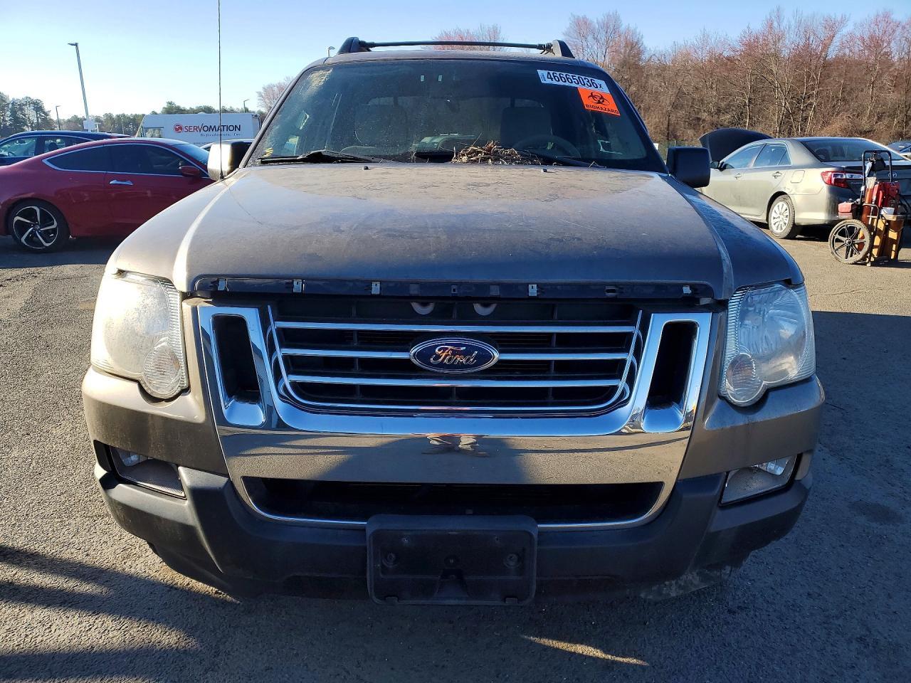 2007 Ford Explorer Sport Trac Xlt - Image 5