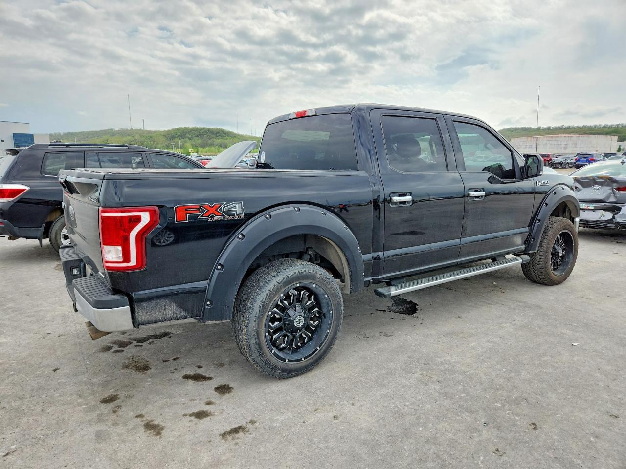 2016 Ford F150 Supercrew - Image 3
