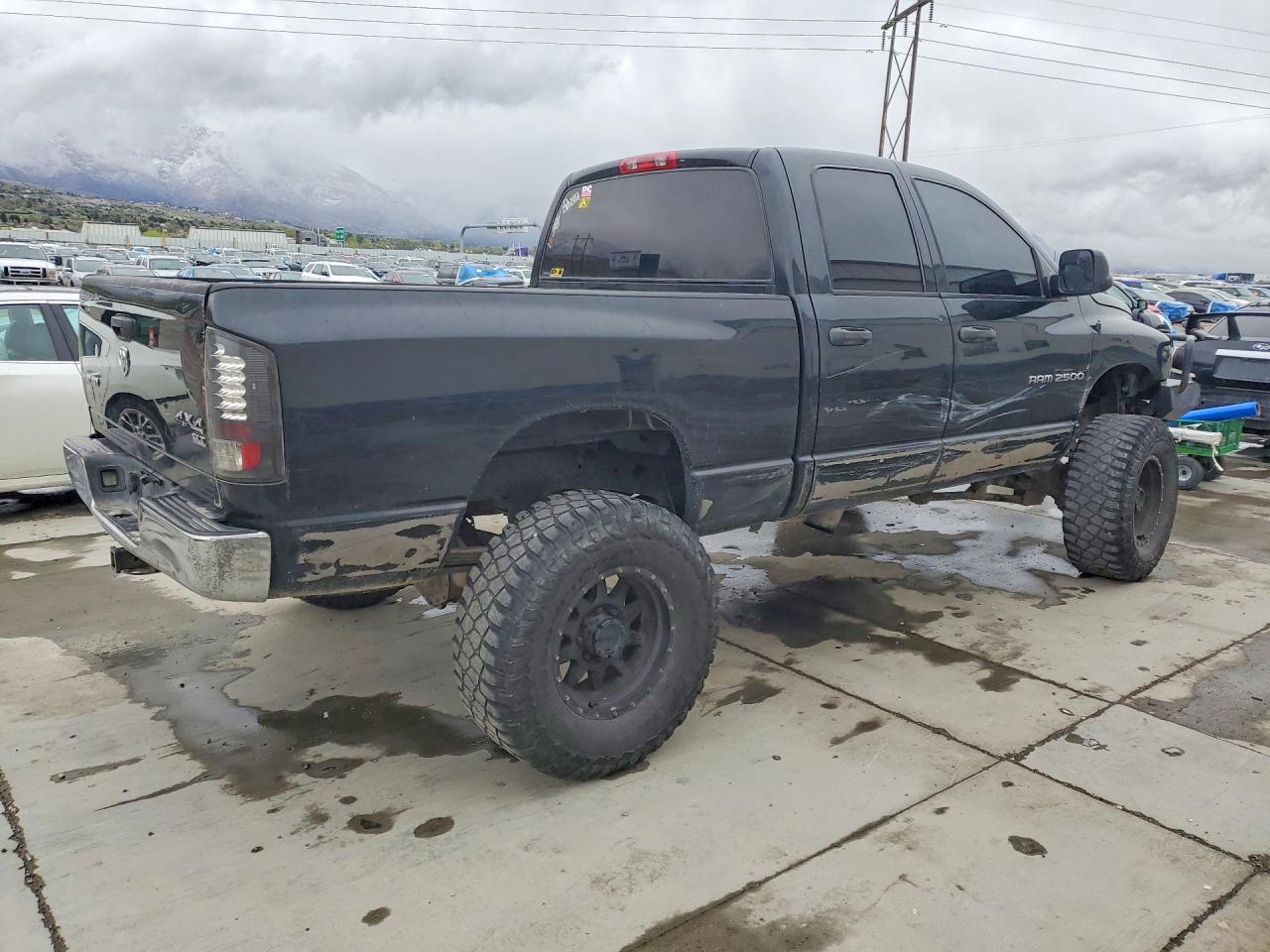 2005 Dodge Ram 2500 St - Фото 3