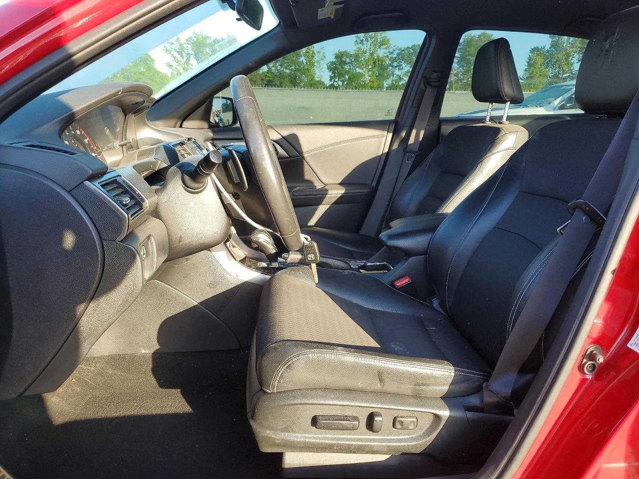 2016 Honda Accord Sport - Image 7