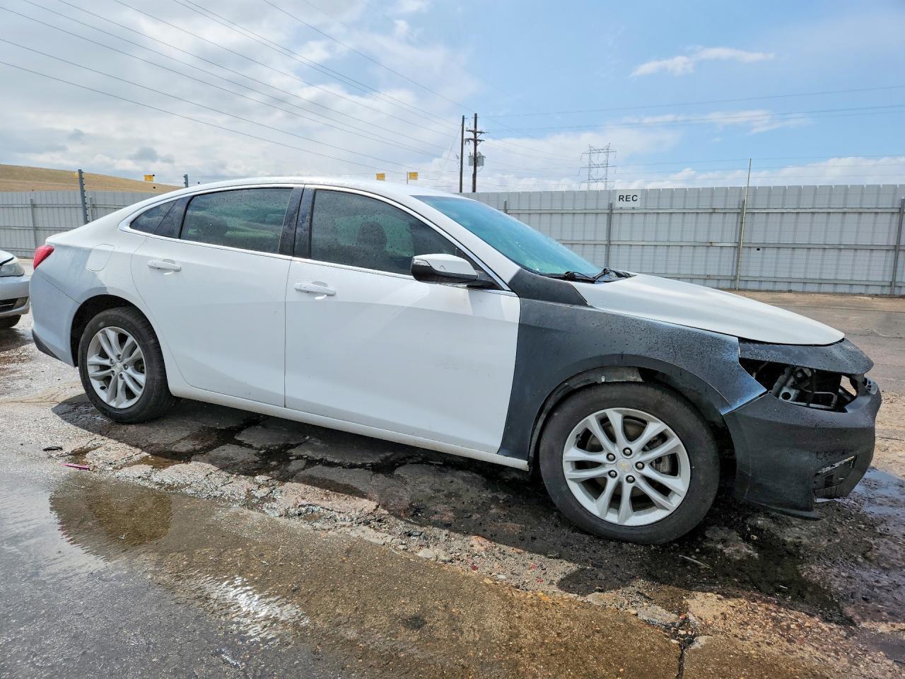 2018 Chevrolet Malibu Lt - Image 4