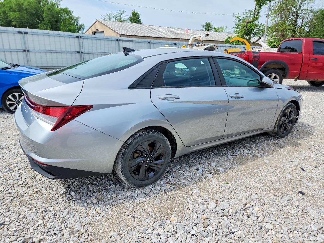 2021 Hyundai Elantra Sel - Image 3