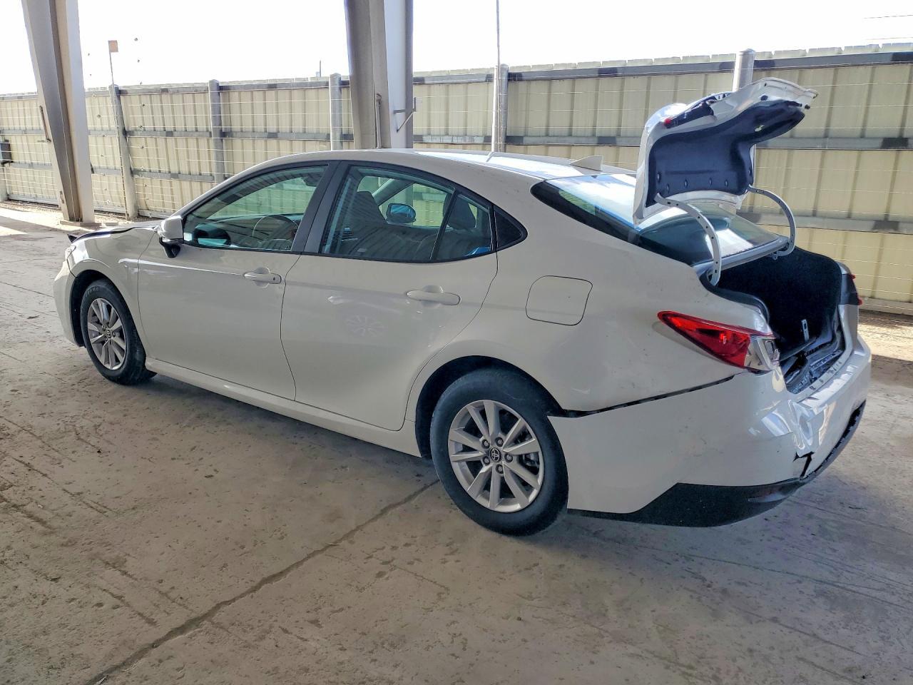 2025 Toyota Camry Le - Image 2