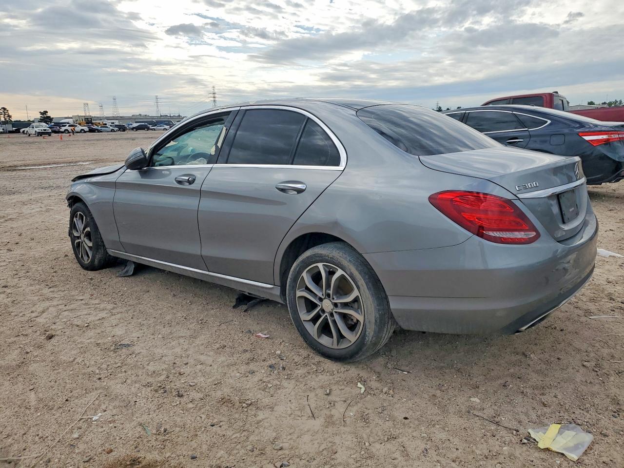 2016 Mercedes-Benz C 300 4Matic - Image 2