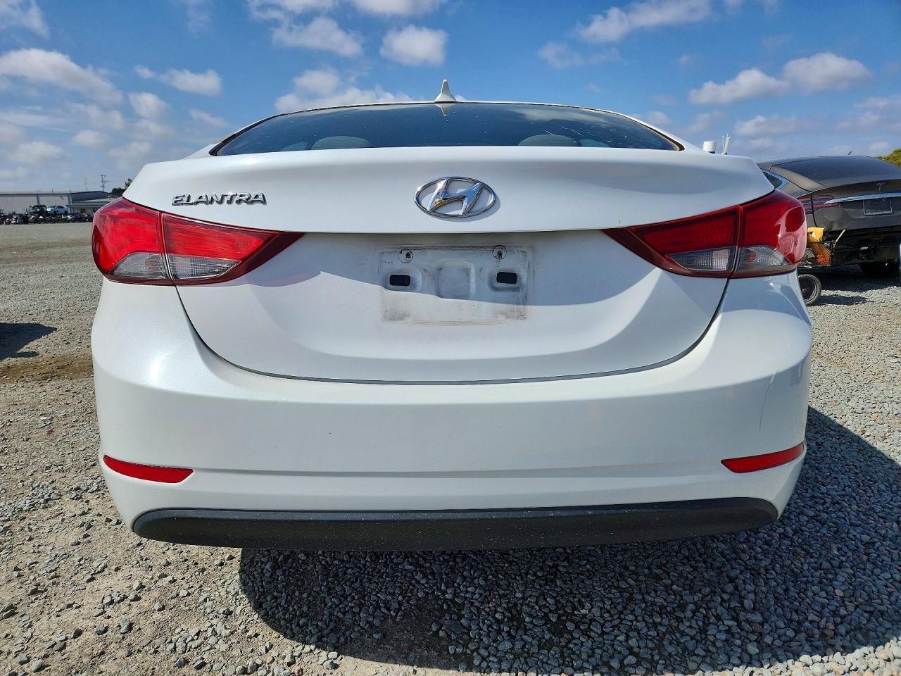 2015 Hyundai Elantra Se - Фото 6