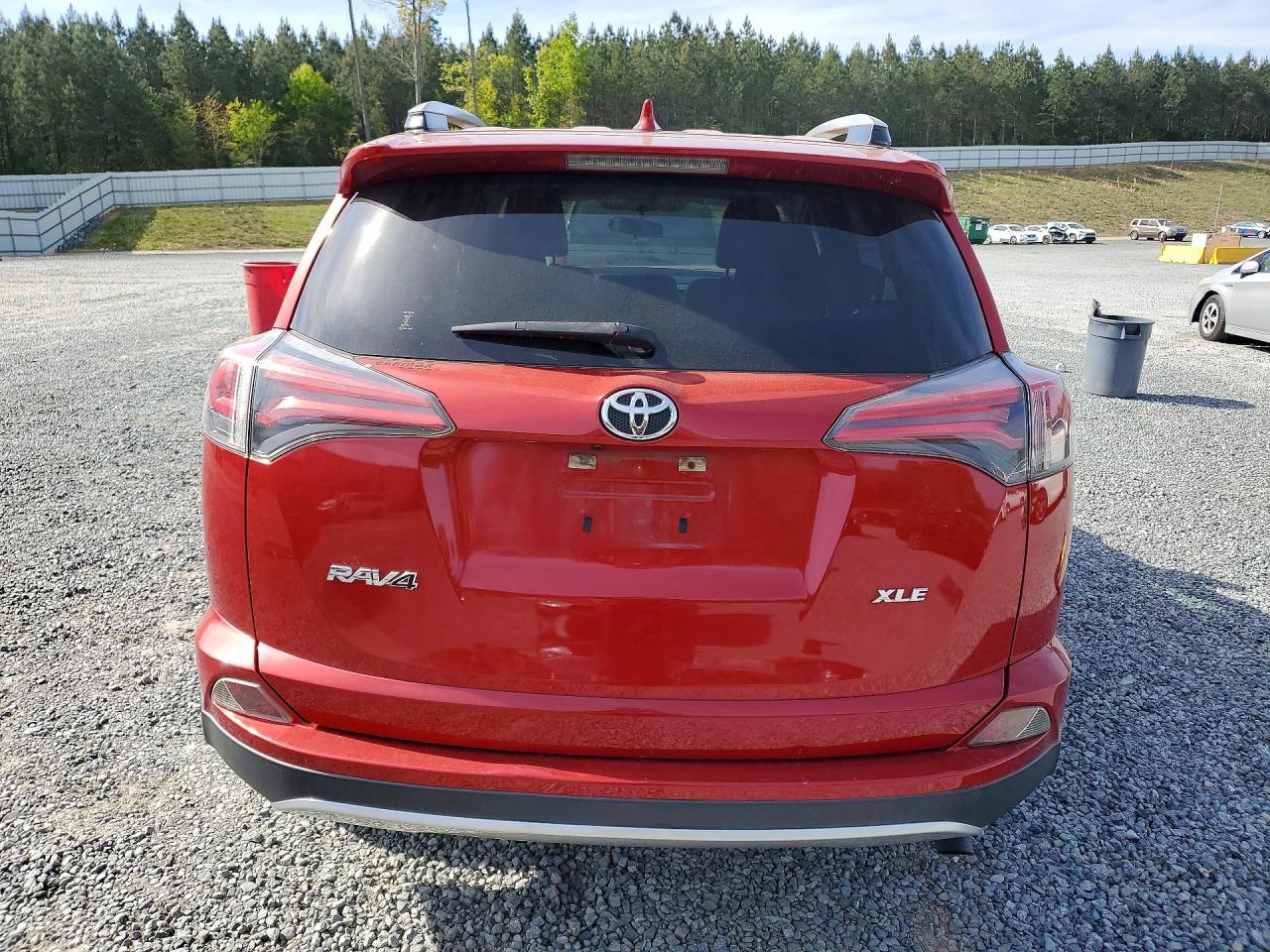 2016 Toyota Rav4 Xle - Image 6