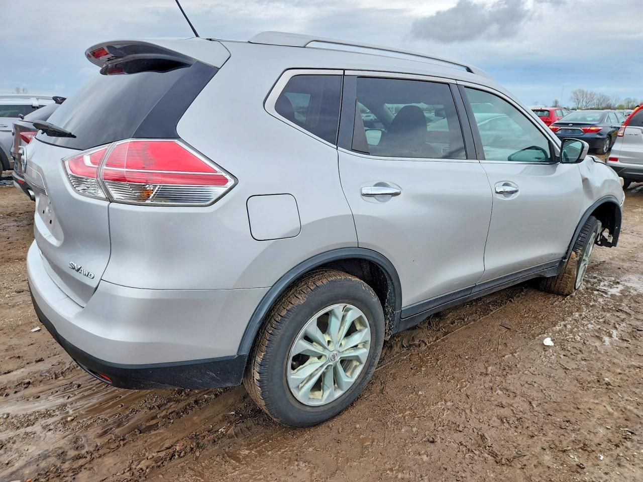 2015 Nissan Rogue Sv - Image 3