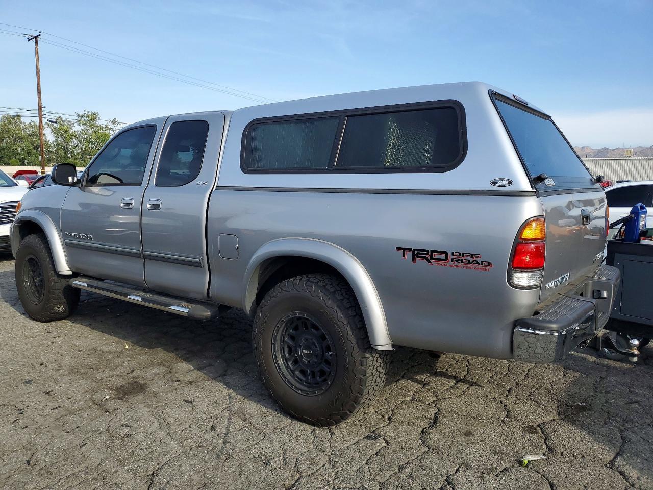 2004 Toyota Tundra Sr5 - Image 2