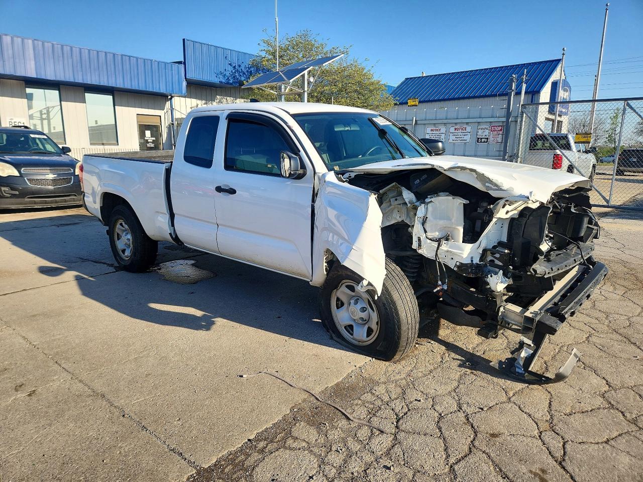 2016 Toyota Tacoma Sr - Фото 4