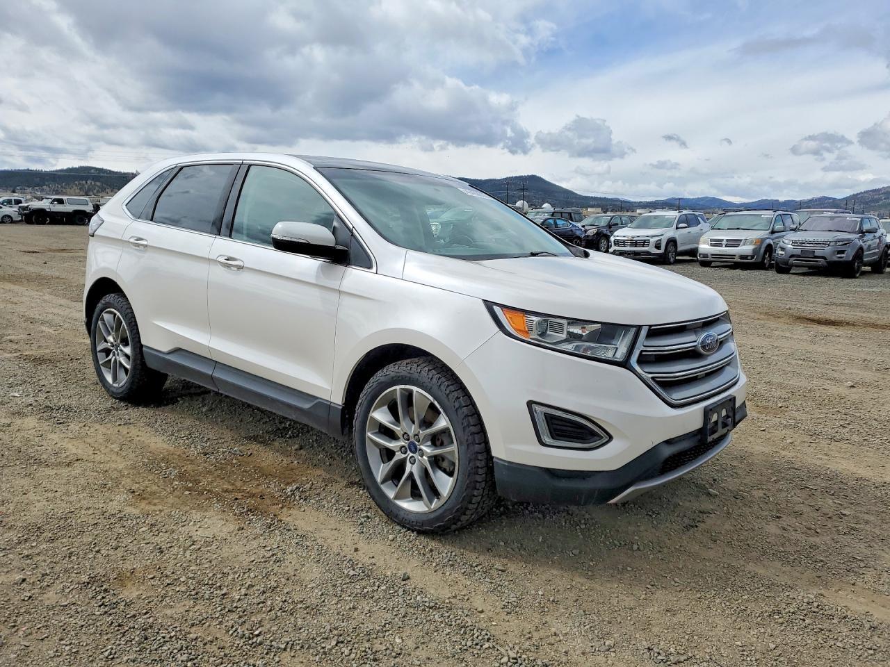 2017 Ford Edge Titanium - Image 4