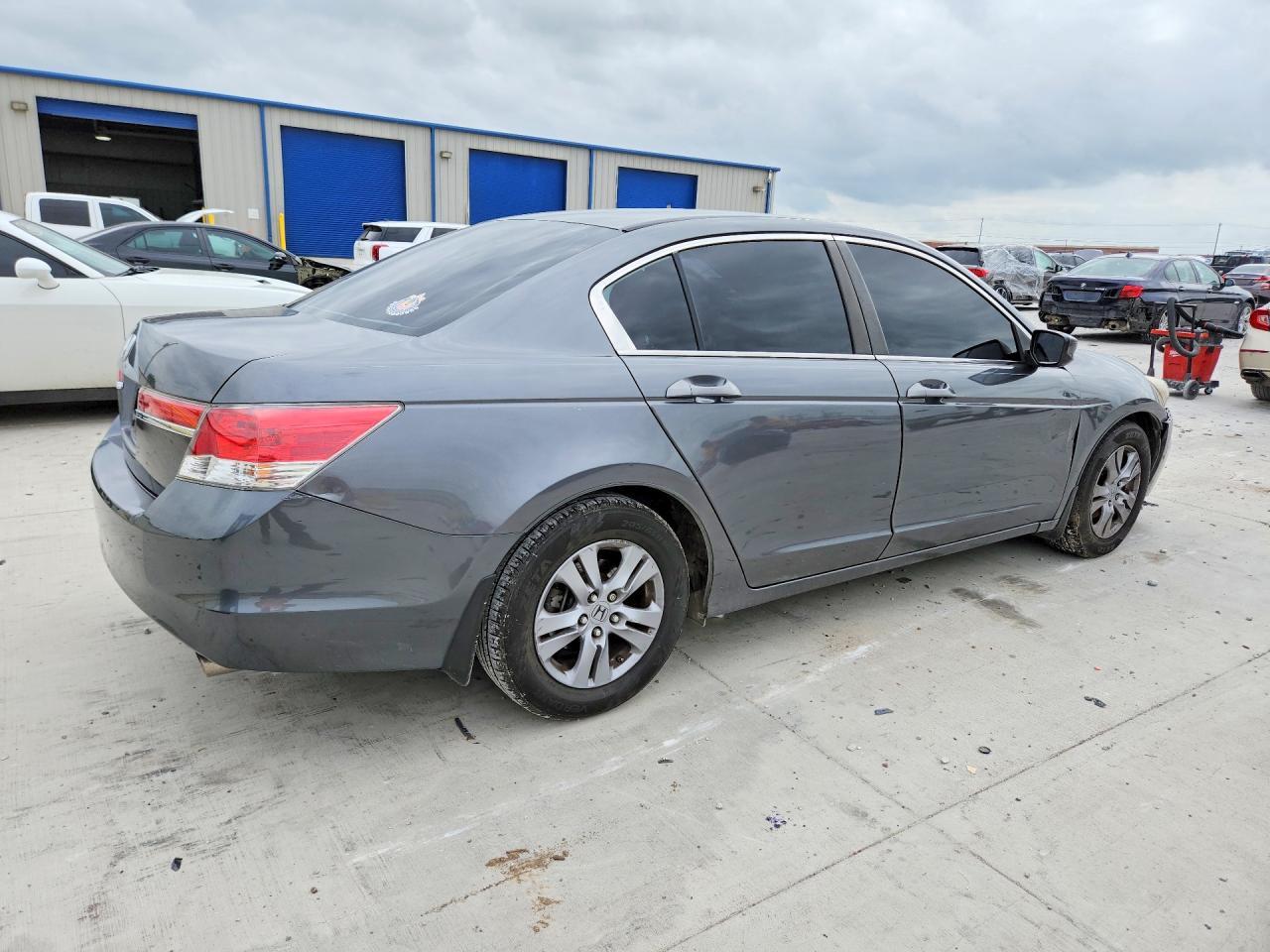 2012 Honda Accord Lxp - Фото 3