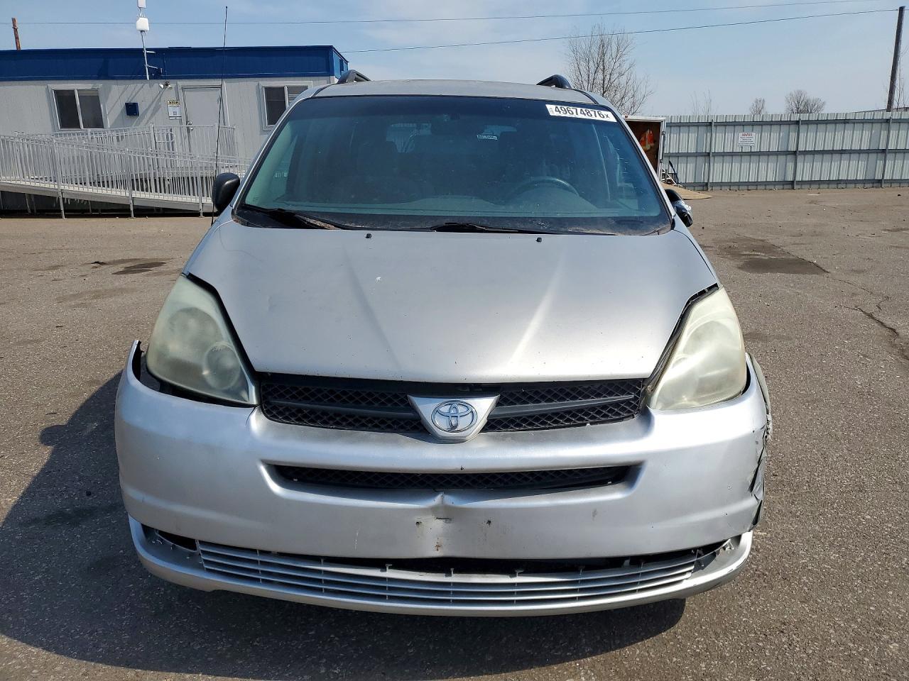 2005 Toyota Sienna Le 7 Passenger - Фото 5