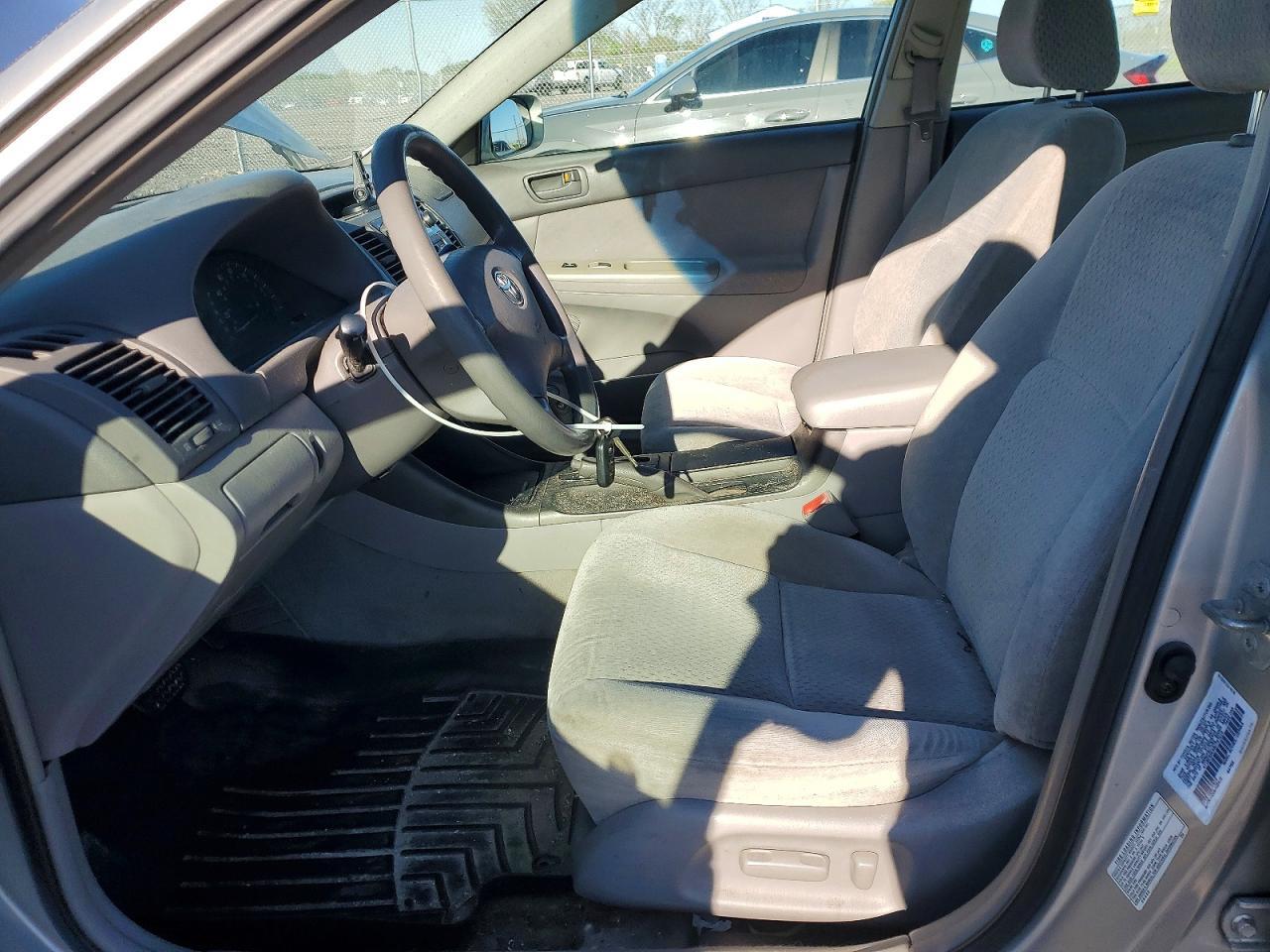 2003 Toyota Camry Le - Фото 7
