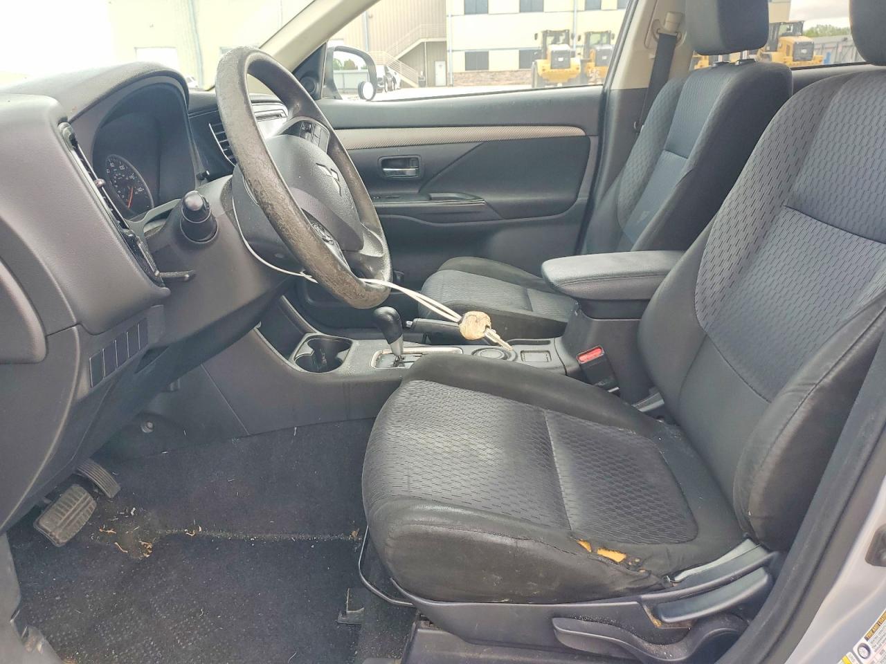 2014 Mitsubishi Outlander Es - Фото 7