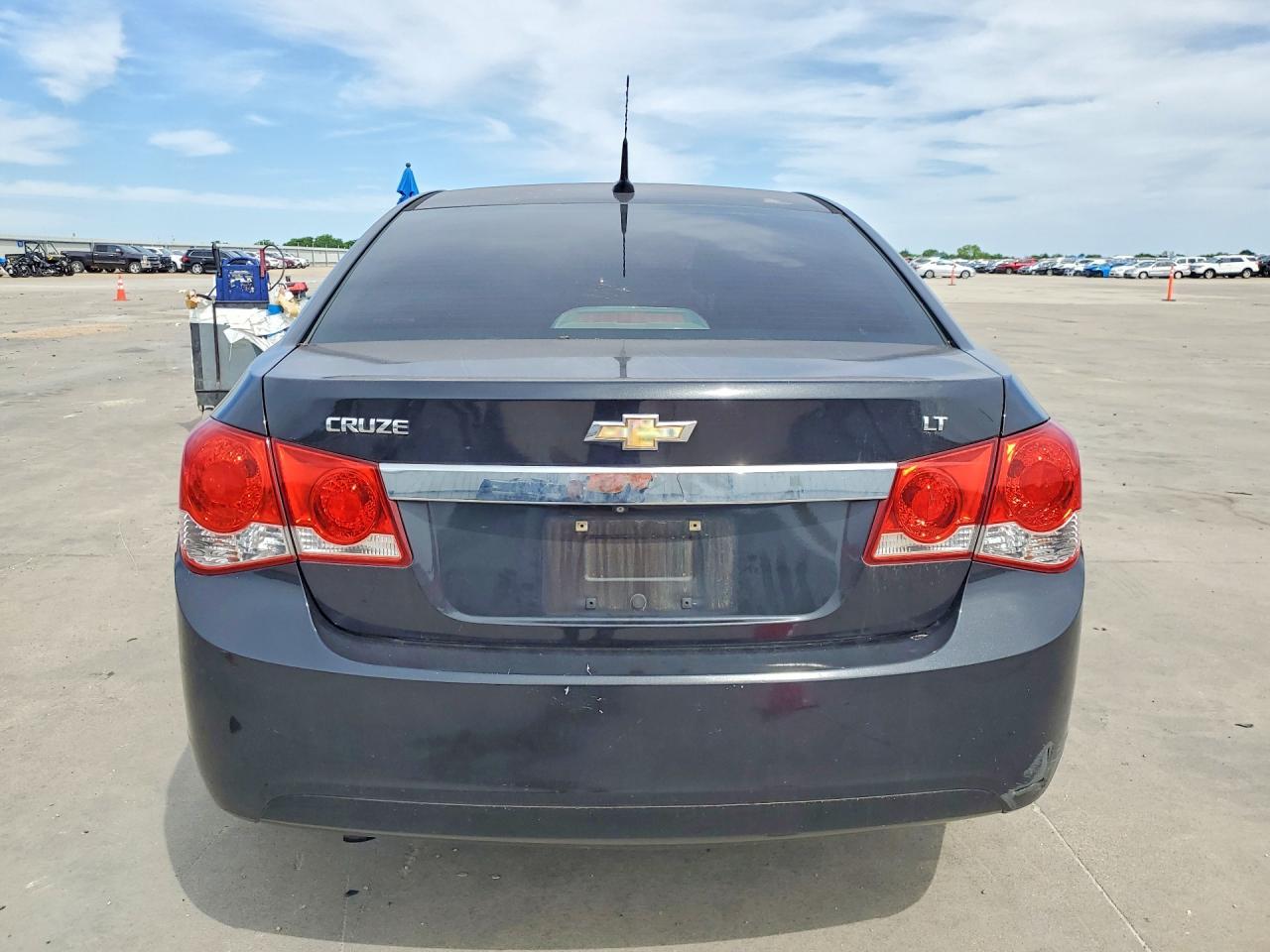 2014 Chevrolet Cruze Lt - Image 6