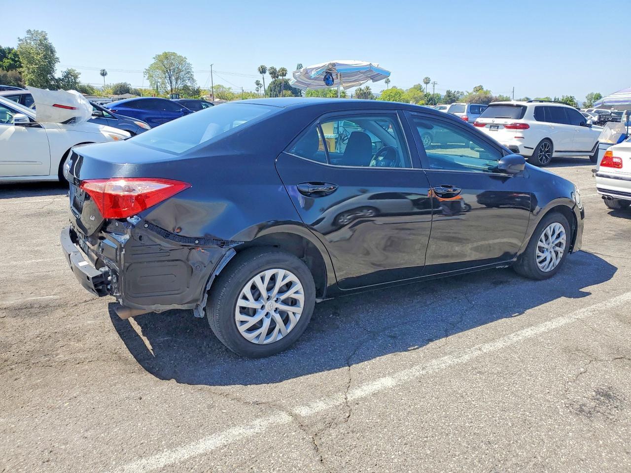 2019 Toyota Corolla Le - Фото 3