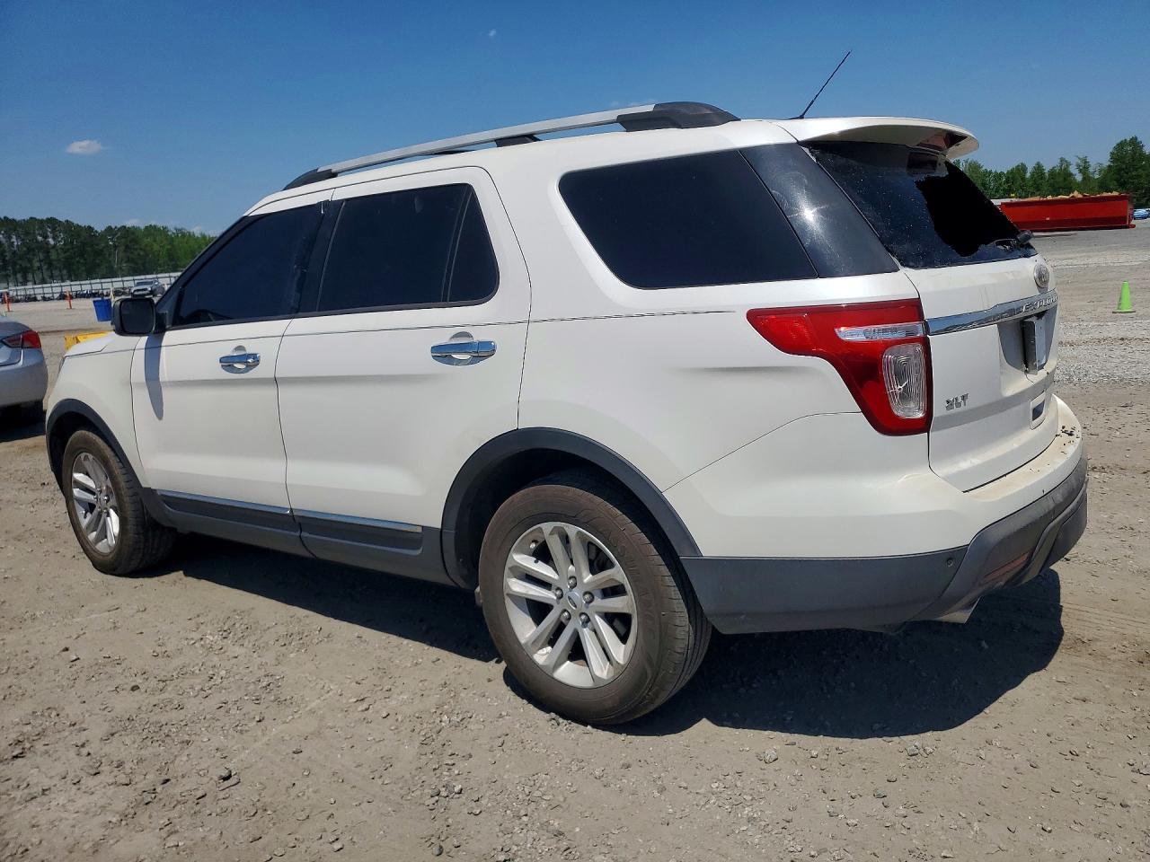 2012 Ford Explorer Xlt - Image 2