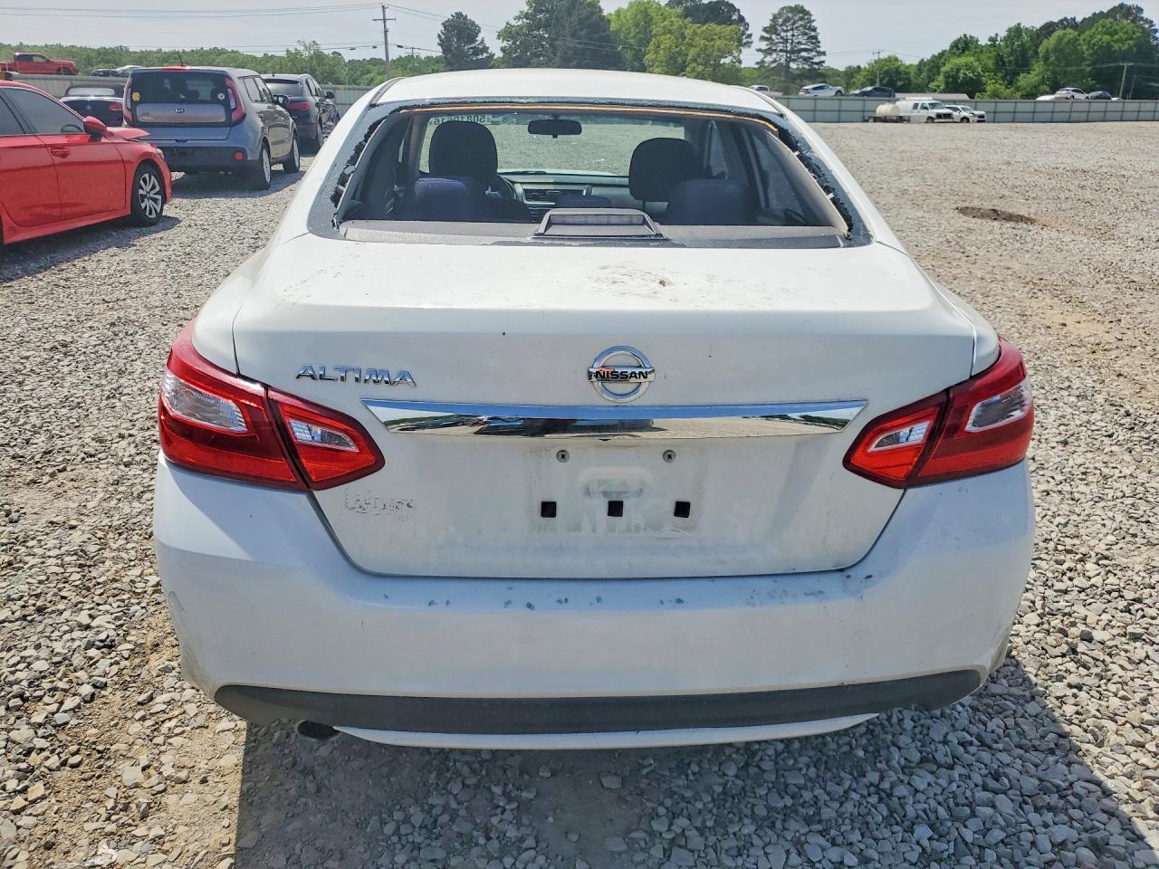 2016 Nissan Altima 2.5 S - Фото 6