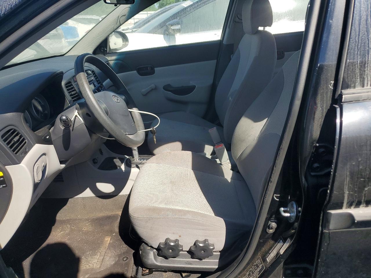 2008 Hyundai Accent Gls - Image 7