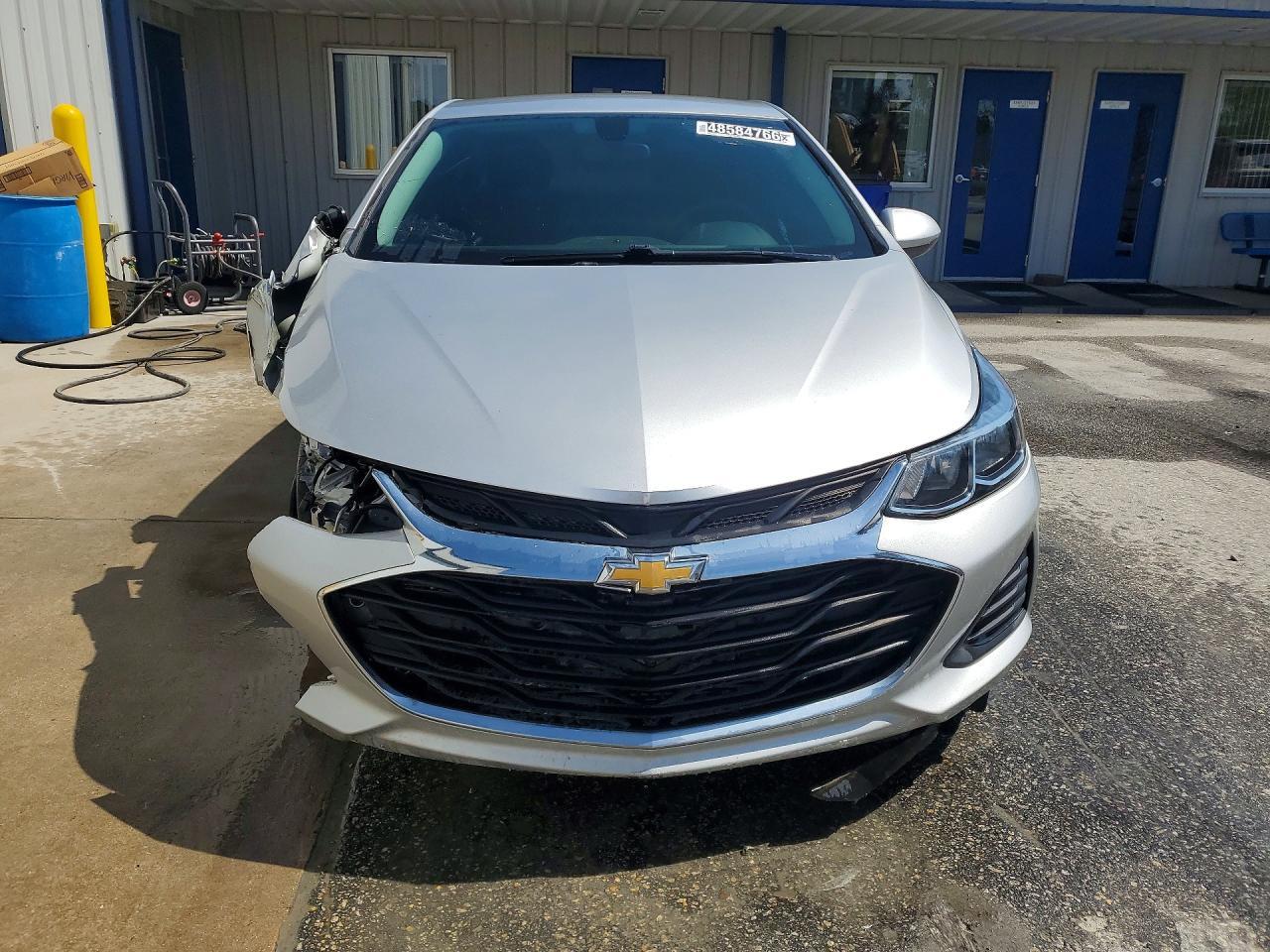 2019 Chevrolet Cruze Ls - Фото 5