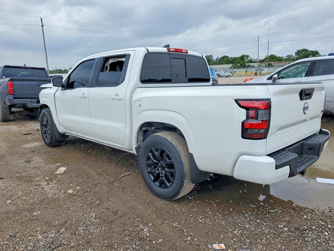 2022 Nissan Frontier Sv - Фото 2