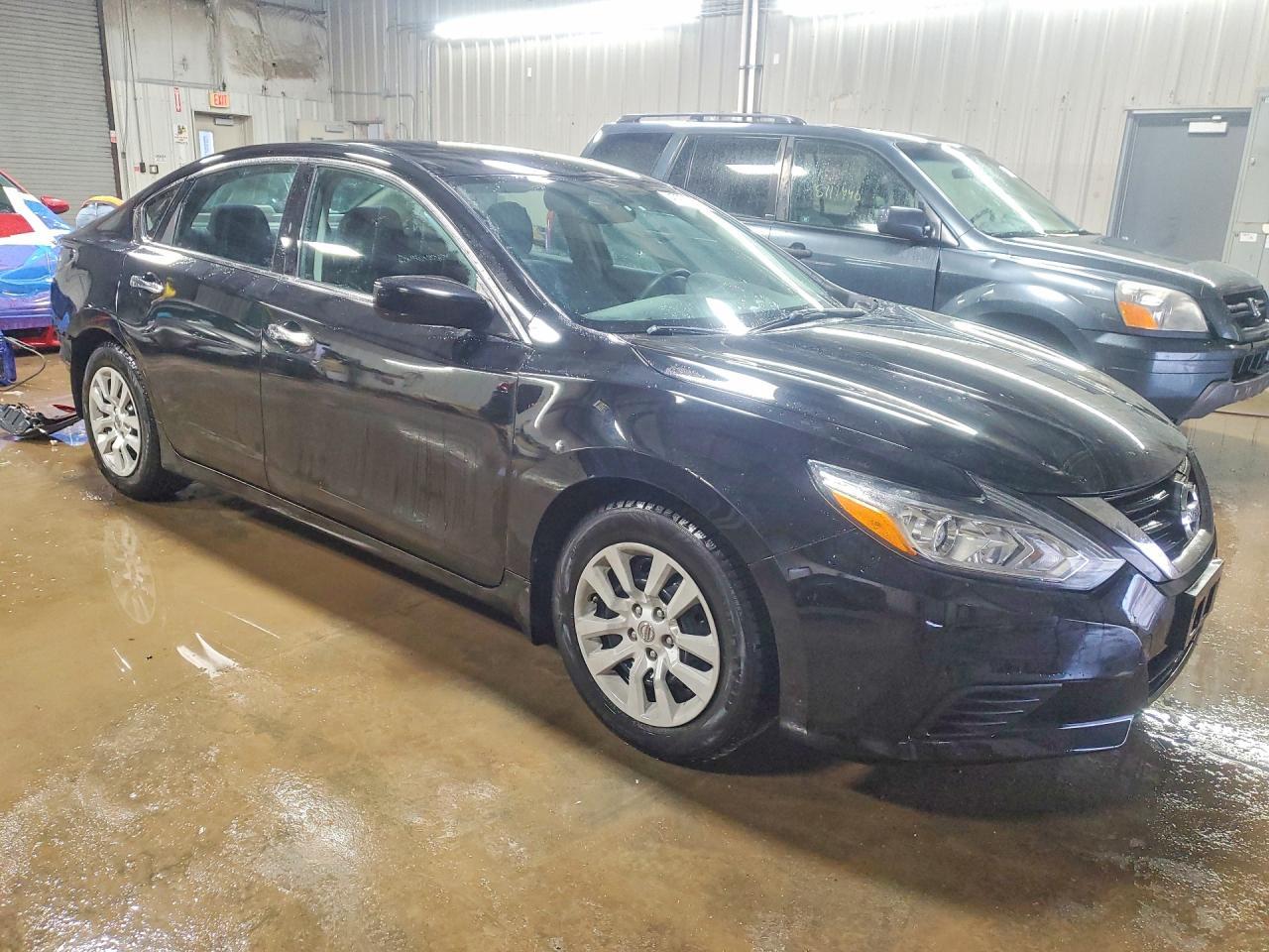 2018 Nissan Altima 2.5 S - Фото 4